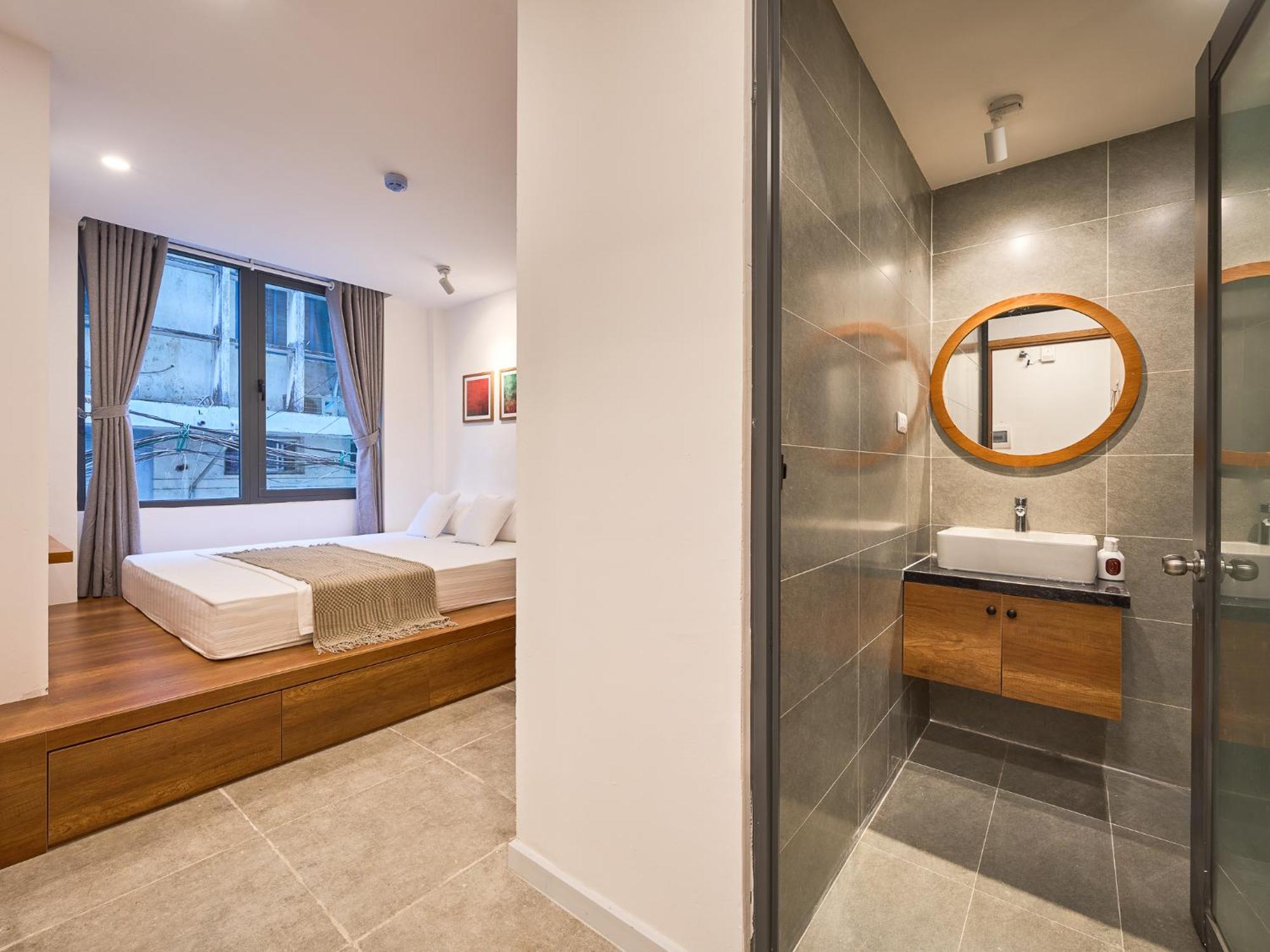 Amsterdam Residences In Hanoi-pool On The Rooftop-free Laundry