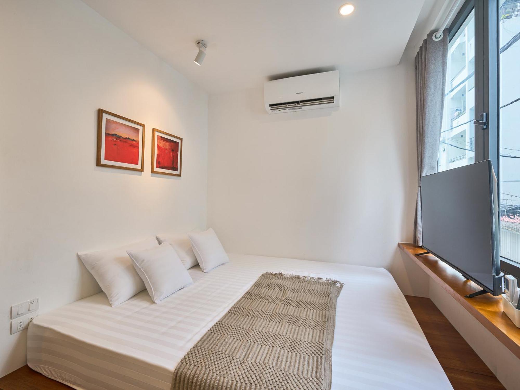 Amsterdam Residences In Hanoi-pool On The Rooftop-free Laundry * Hà Nội
